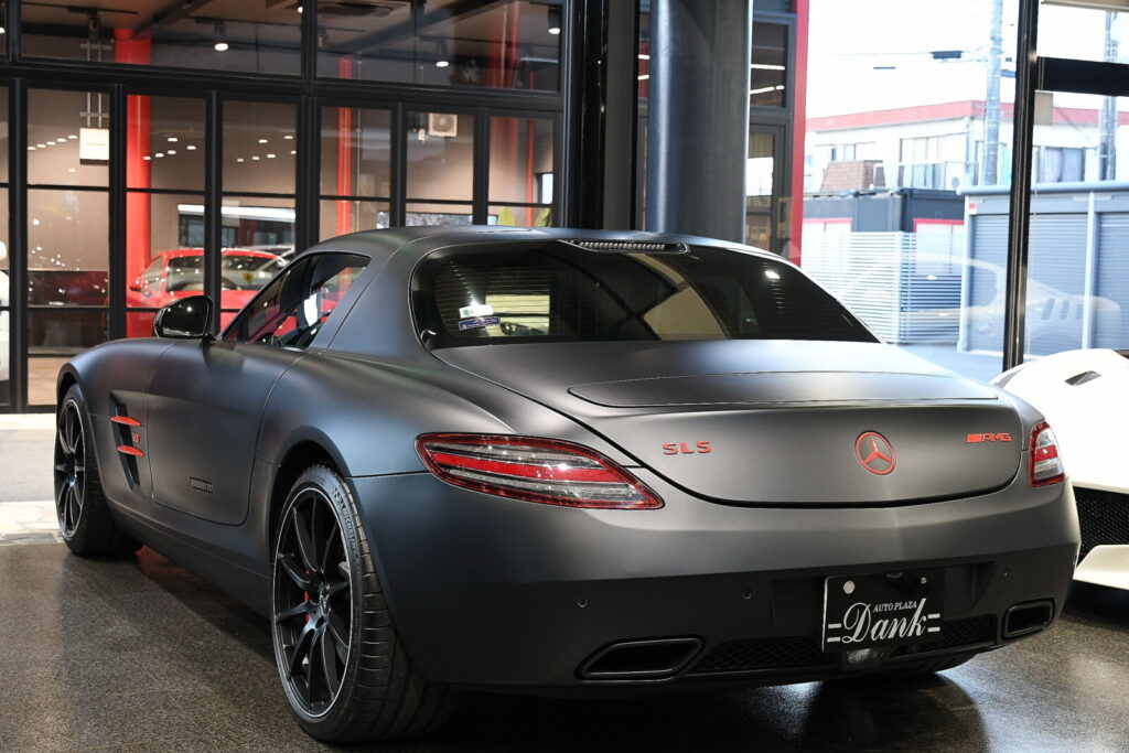 2012年 SLS AMG マットブラックエディションが入庫致しまし