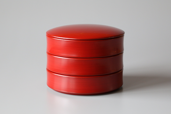 三段丸重 (トチ) – 安比塗漆器工房