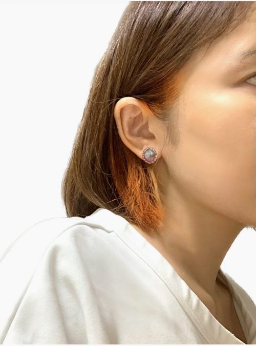 イヤリング‐石留め風アバロンシェル×ピンクとグリーンの天然石アート