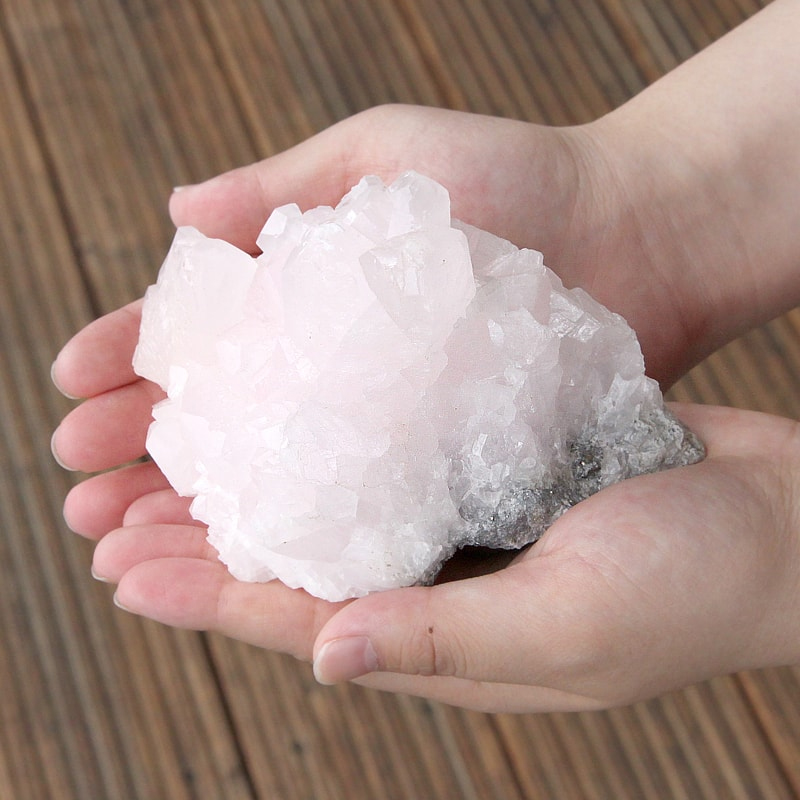 ブルガリア産ピンクカルサイトクラスター010水晶クラスター、天然石