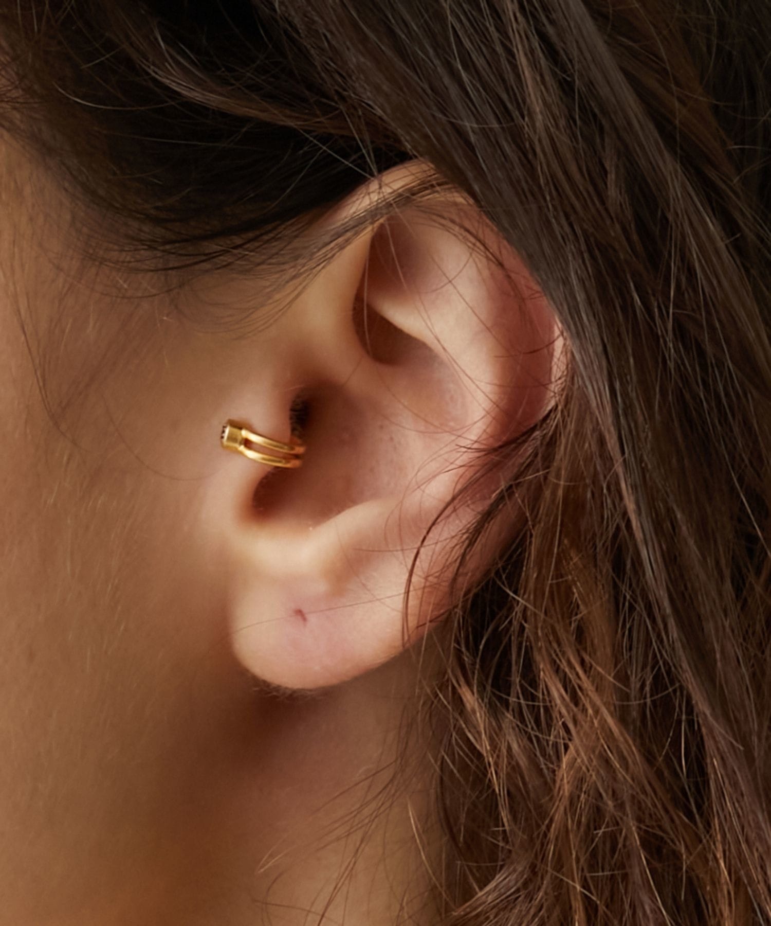 basic] brown diamond tragus cuff｜ARTIDA OUD（アルティーダ ウード）