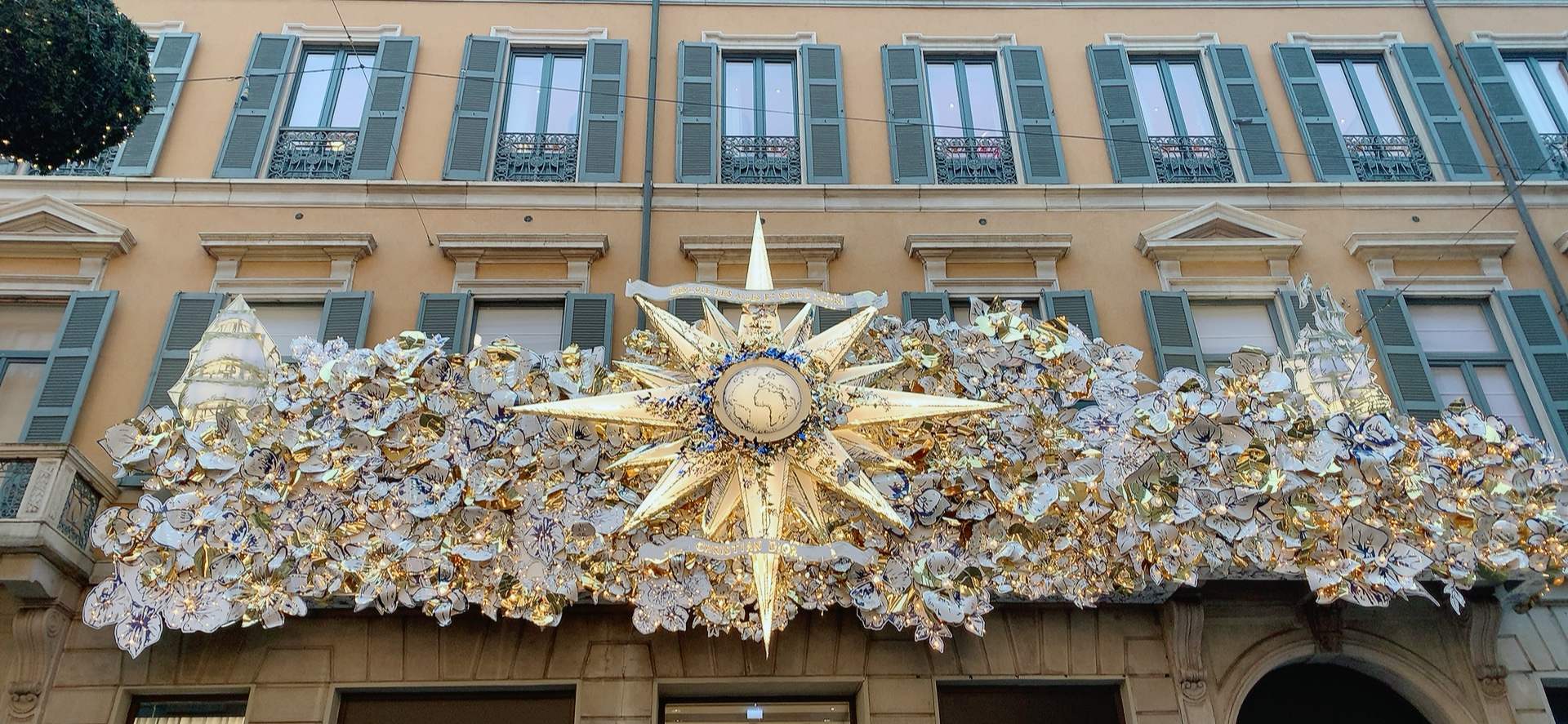 イタリア・ミラノのクリスマスのデコレーション | 地球の歩き方