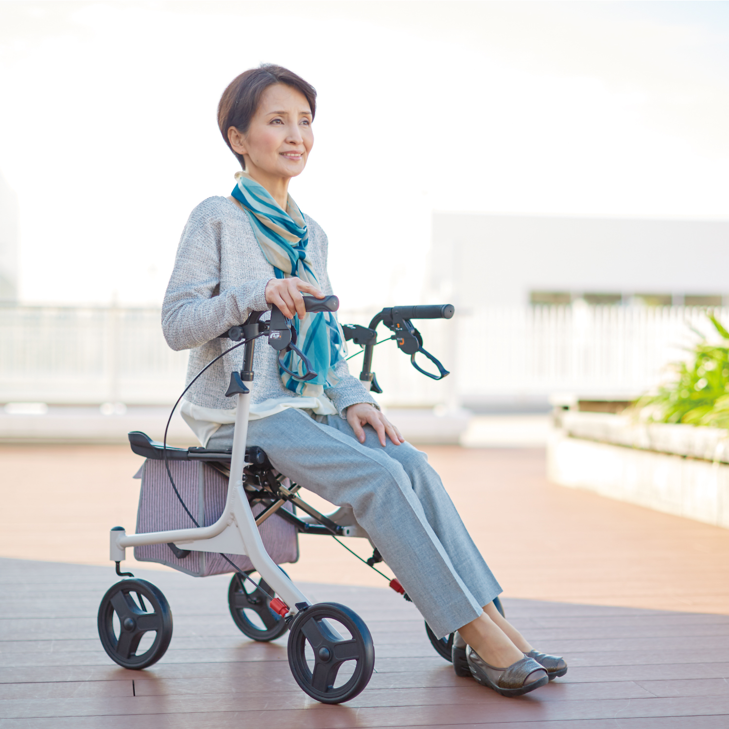 ショッピングターン | 【安寿】の介護用品 | アロン化成