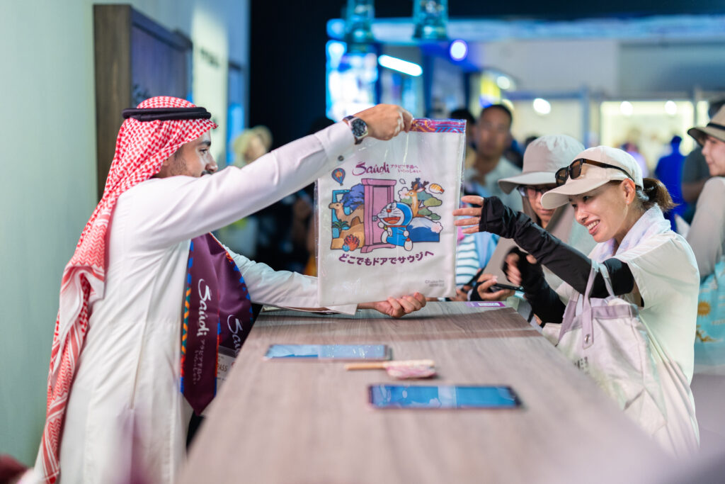 Visit Saudi、ドラえもんとのコラボレーションで、2025年万博で文化と