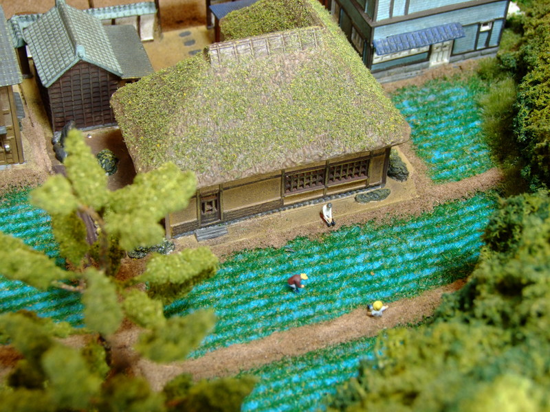 鉄道模型のジオラマ制作は都会の街並みよりも田舎町を再現する方が面白い