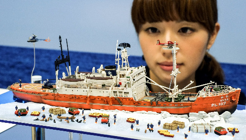 朝日新聞デジタル：南極観測船リアルに再現 - 商品ファイル - ビジネス