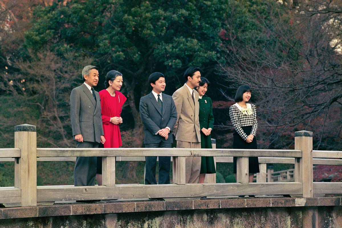 上皇さま90歳 ご一家の写真で振り返る：朝日新聞デジタル