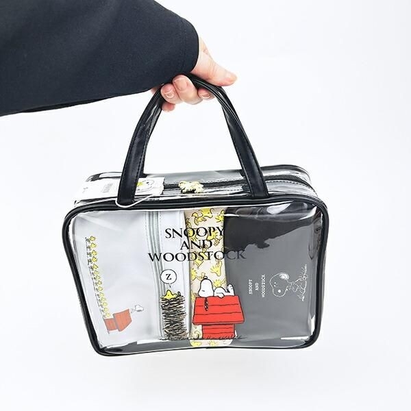 選べる2タイプ！スヌーピーのキュートなトラベルポーチセットが普段