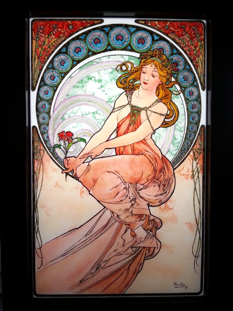 mucha-fourseasons-2013-004-