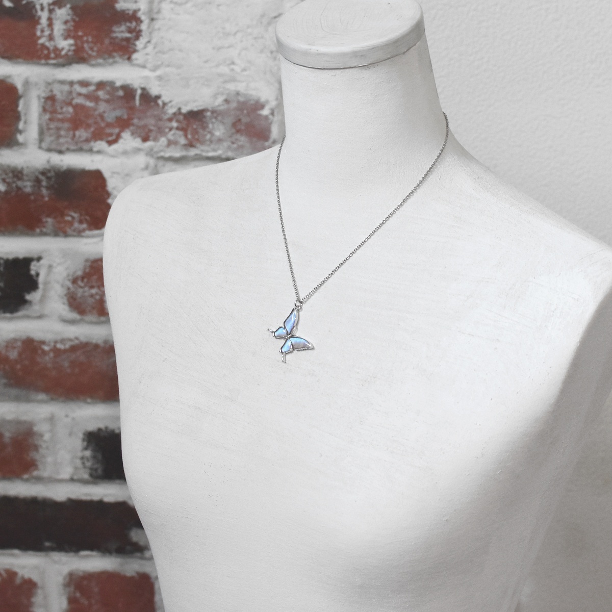 スルコウスキーモルフォ 蝶の翅 シルバー925 ペンダント ネックレス