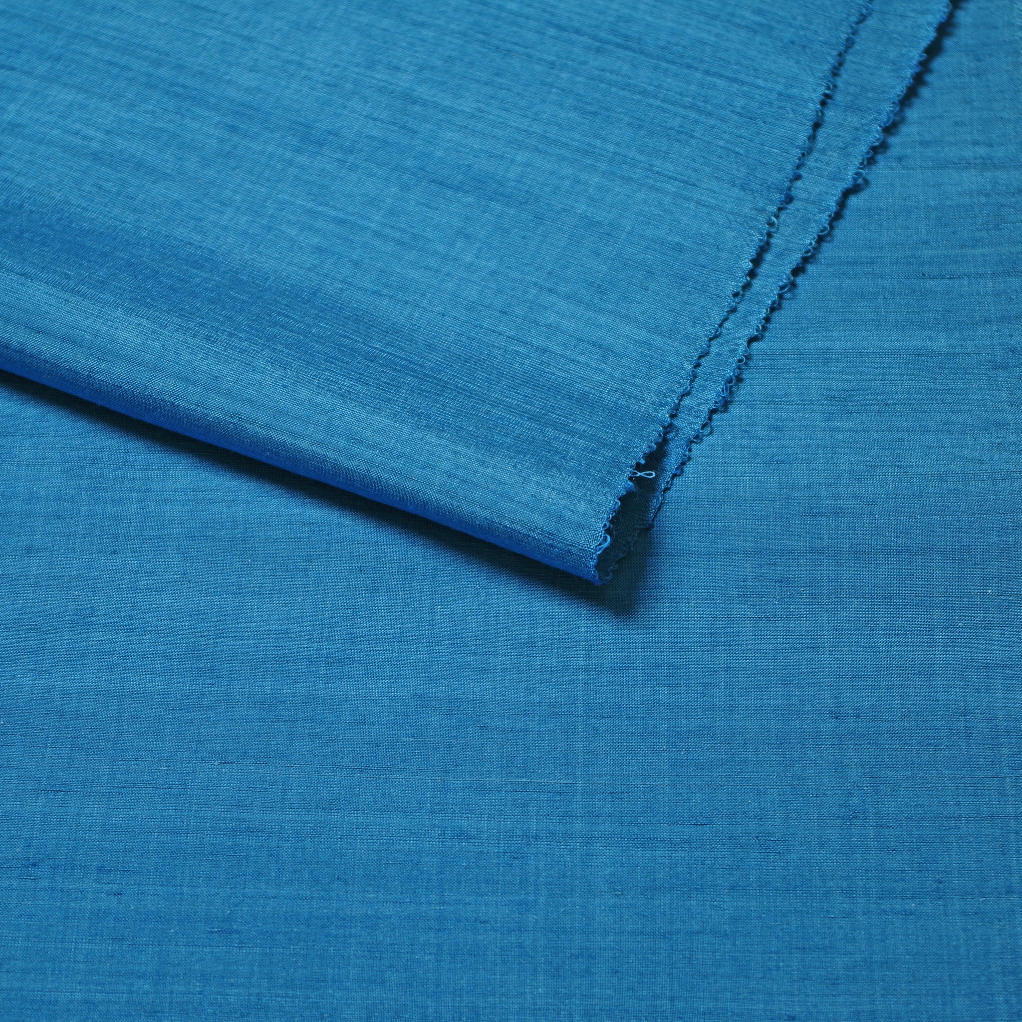 アトリエシムラ草木染め紬織り 反物 蒼天 - アトリエシムラ