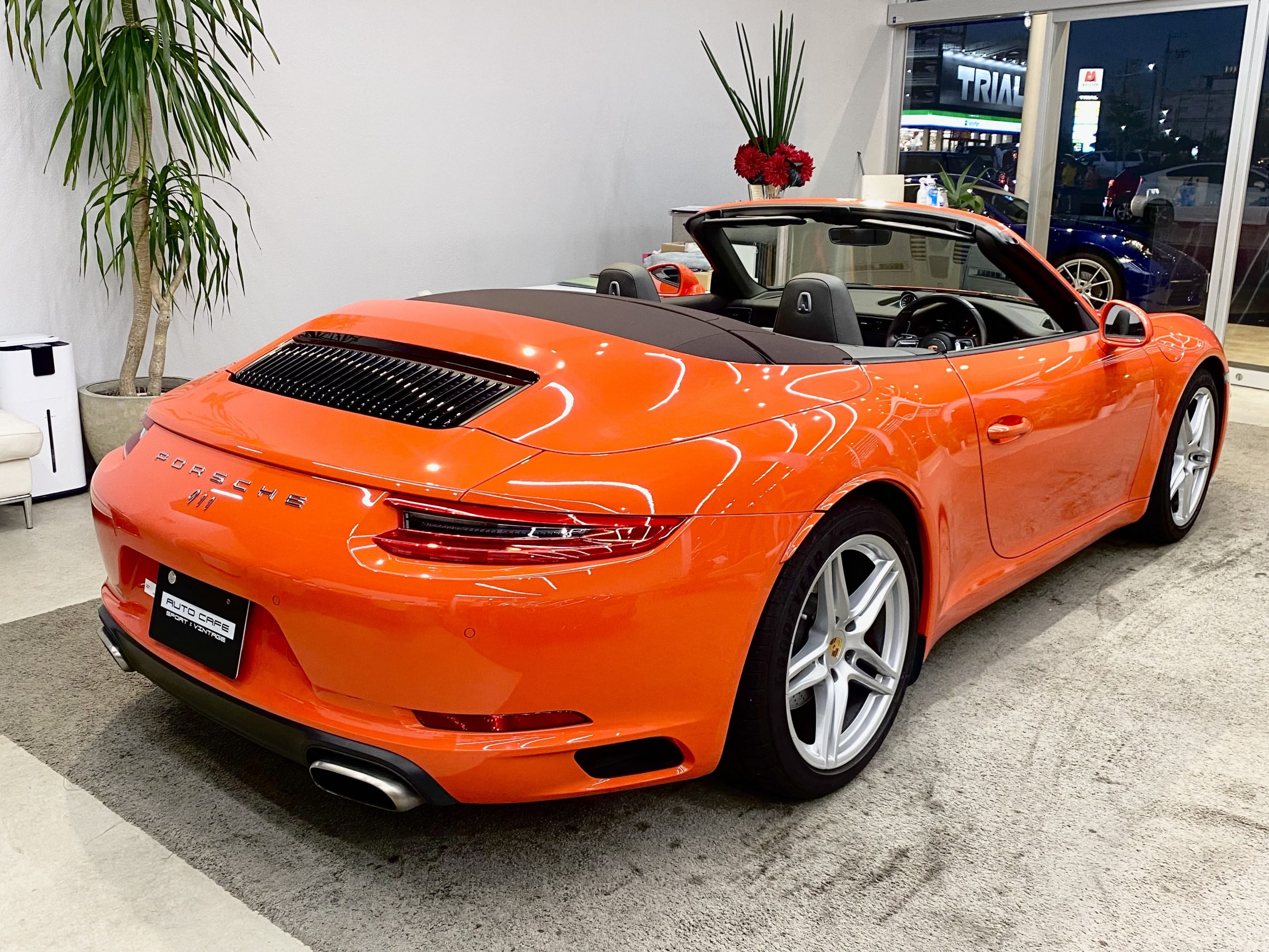 AUTOCAFE(オートカフェ)千葉県のポルシェ専門店