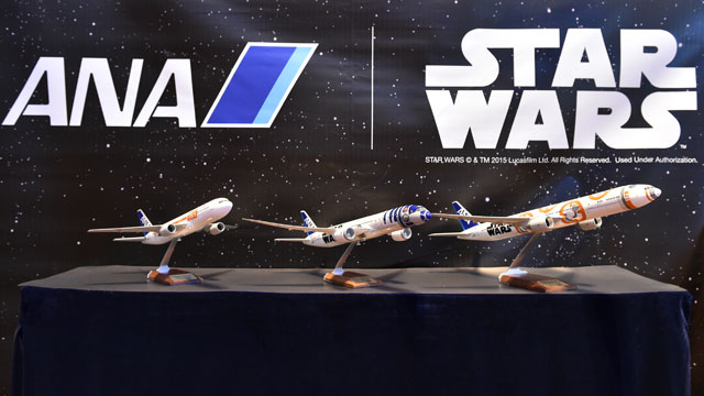 ANA、スター・ウォーズ特別塗装機を2機発表 新キャラBB-8をデザイン