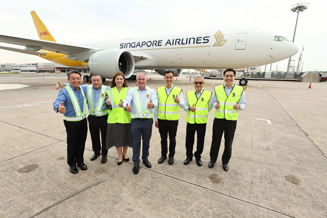 DHL×シンガポール航空塗装の777F、チャンギ空港拠点に運航