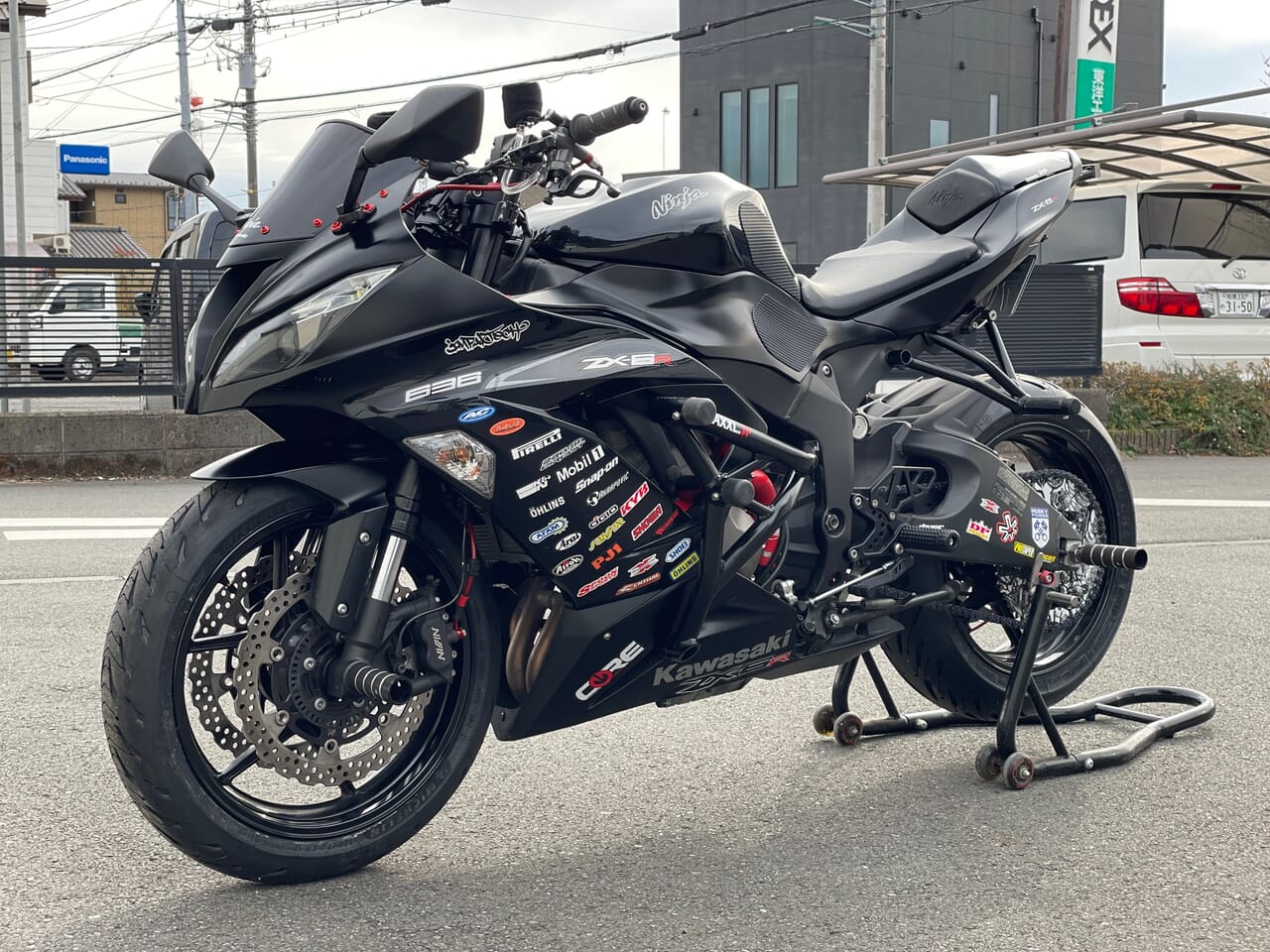ほぼノーマルのZX6Rをフルスタントカスタムしました !! | AxxL