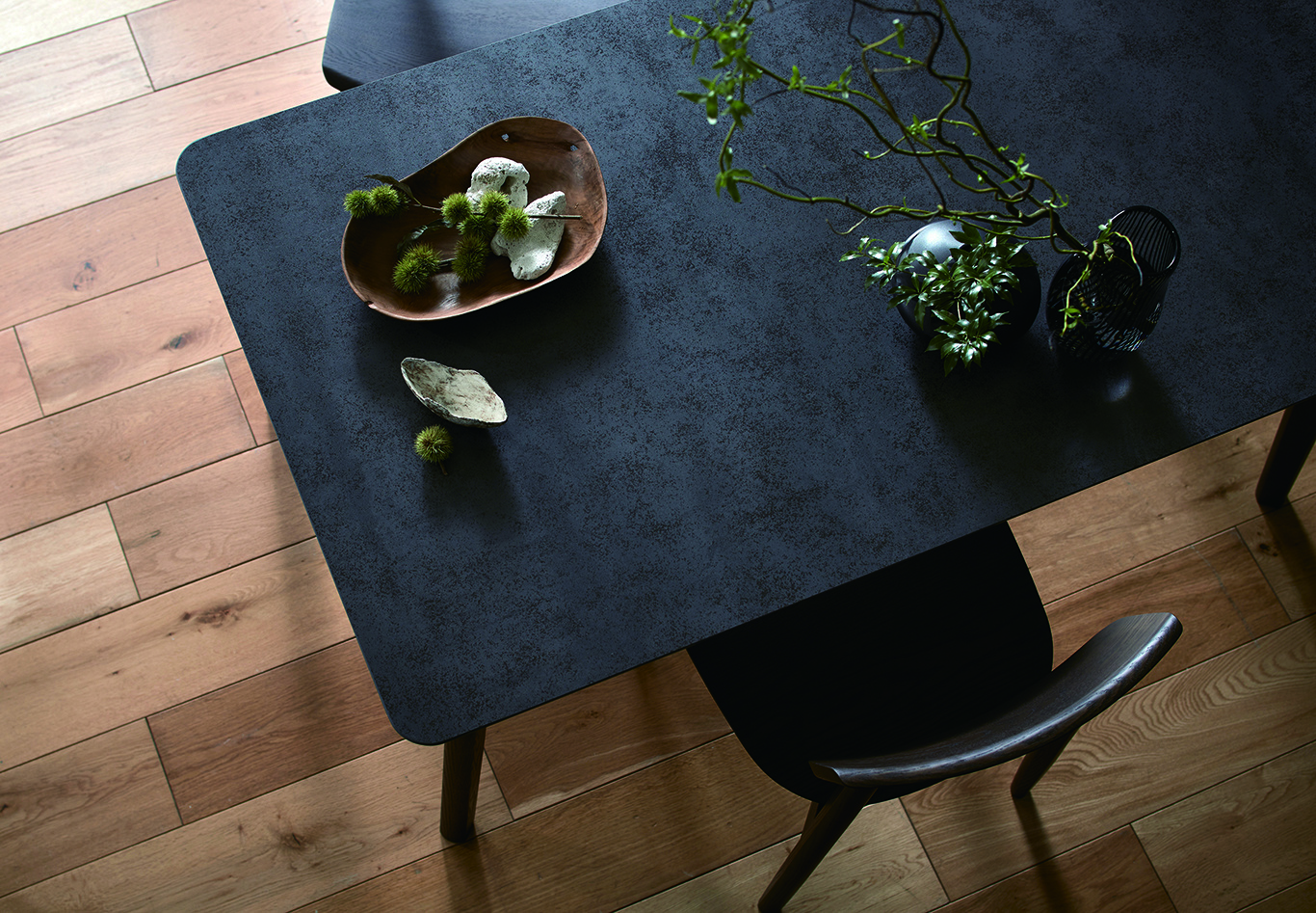 後悔したくない人必見】セラミックテーブルの失敗しない選び方を徹底