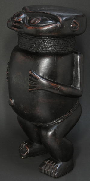 ピグミー像<アフリカの木彫り像：アフリカ雑貨アザライ