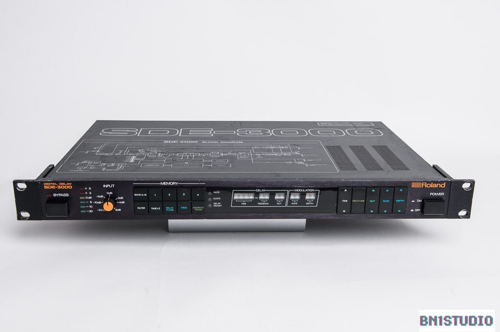 Roland SDE-3000 Digital Delay Line - BN1studio