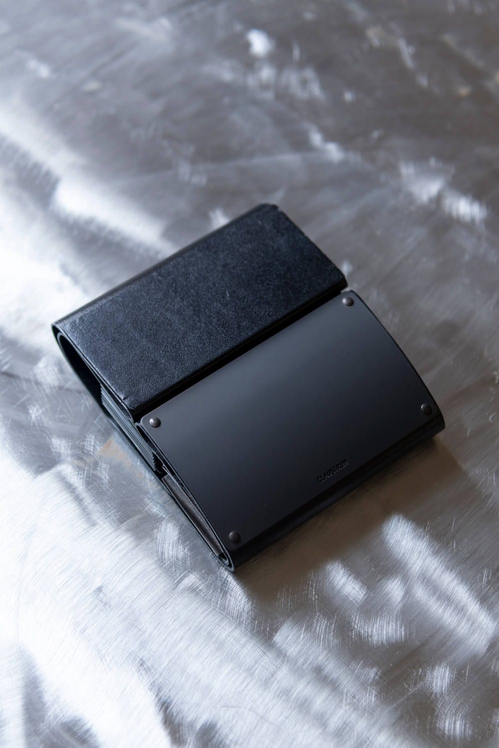 CLAUSTRUM - ARTICULAR WALLET [BLACK MATTE] / アーティキュラー
