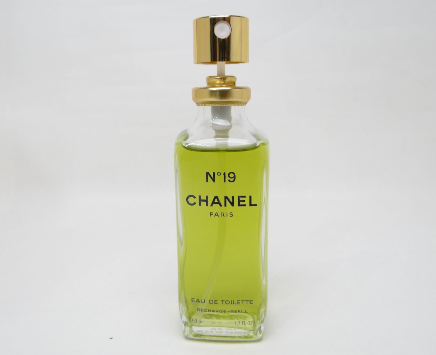 CHANEL シャネル NO.19 オードトワレ ヴァポリザター 香水 50ml USED品