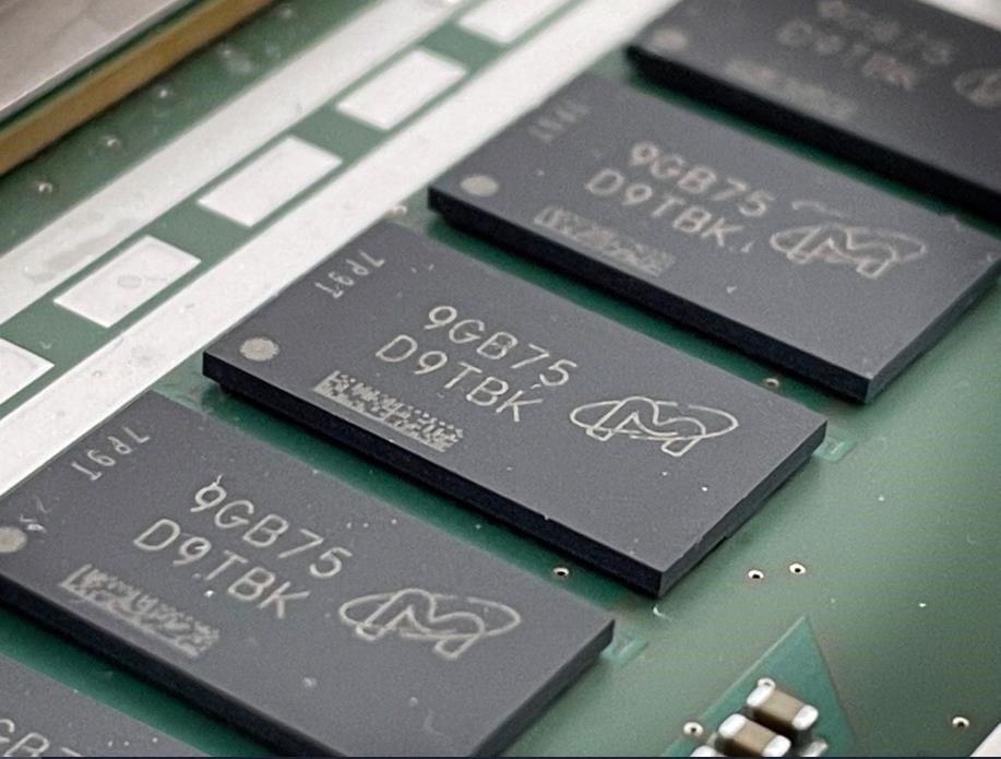 Rohde & Schwarz MXO44-2410 Oscilloscope !!Special Offer!!