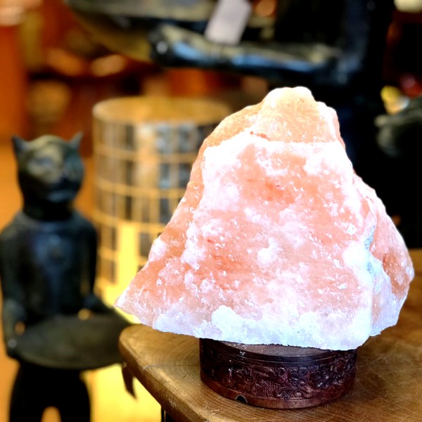 ヒマラヤン岩塩ランプ／アジアンインテリア | アジアンライフスタイル