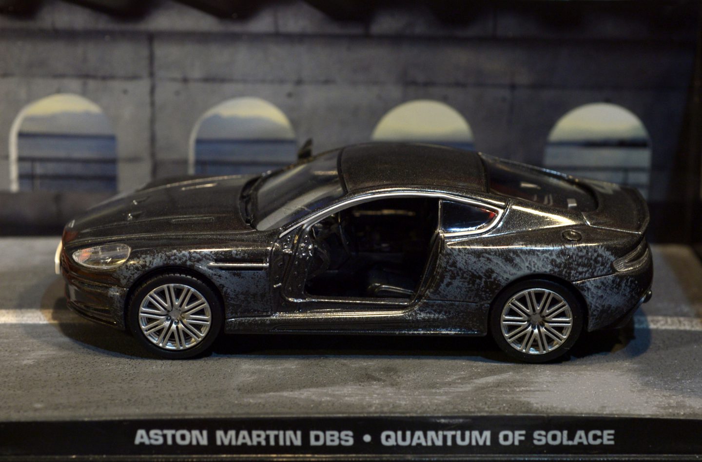 007』ボンドカーは無邪気な大人の夢、そして冒険への憧れ