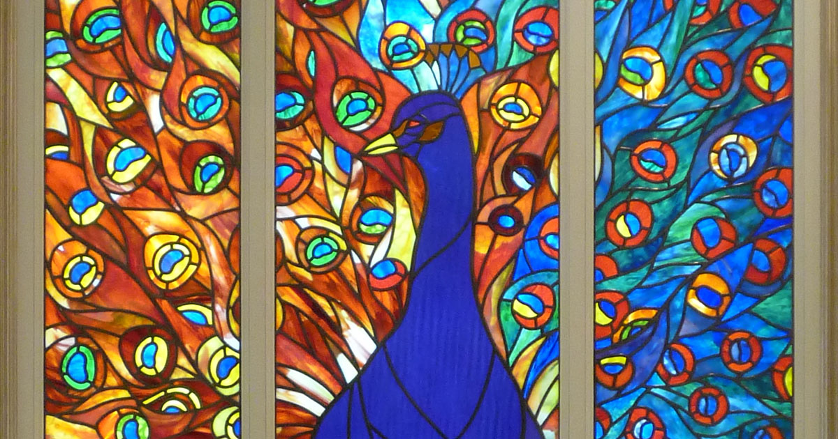 ハイグレードなデザイン-002「孔雀」| ステンドグラスバロック