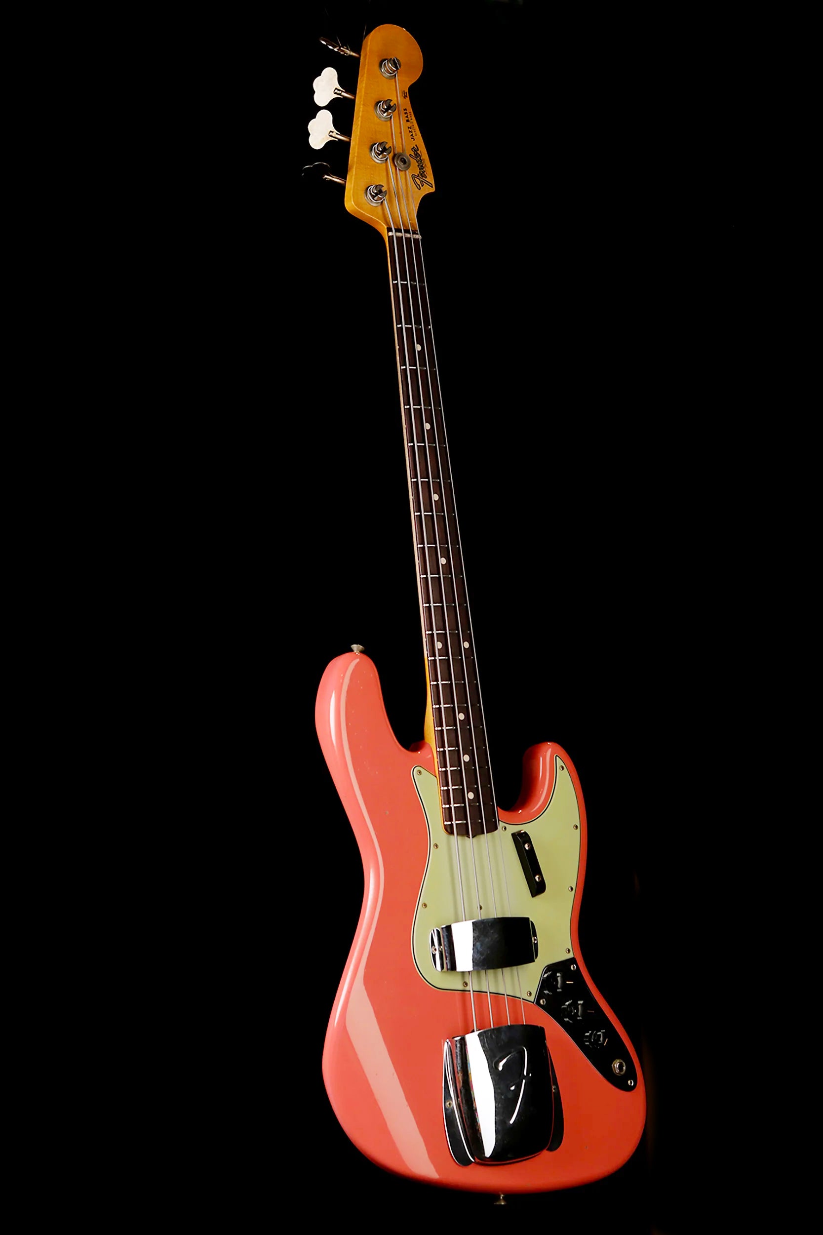 Fender Custom Shop Jazz 1964 Journeyman Relic Tahitian Coral