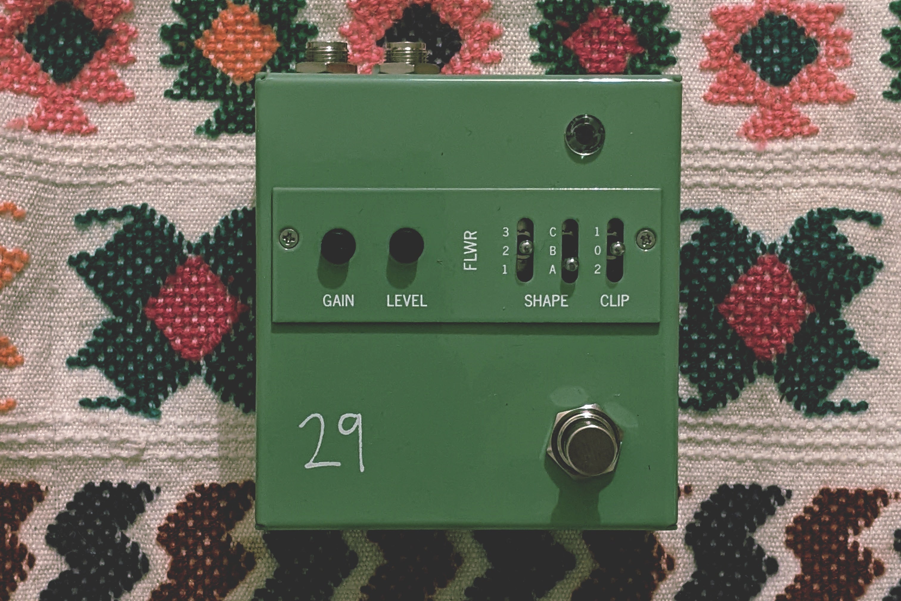 FLWRthumb.jpg?v=1662956565&