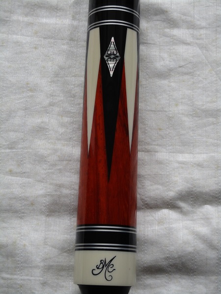 Meucci BMC Pro Series 16 | ビリヤード用品・キュー販売のベル