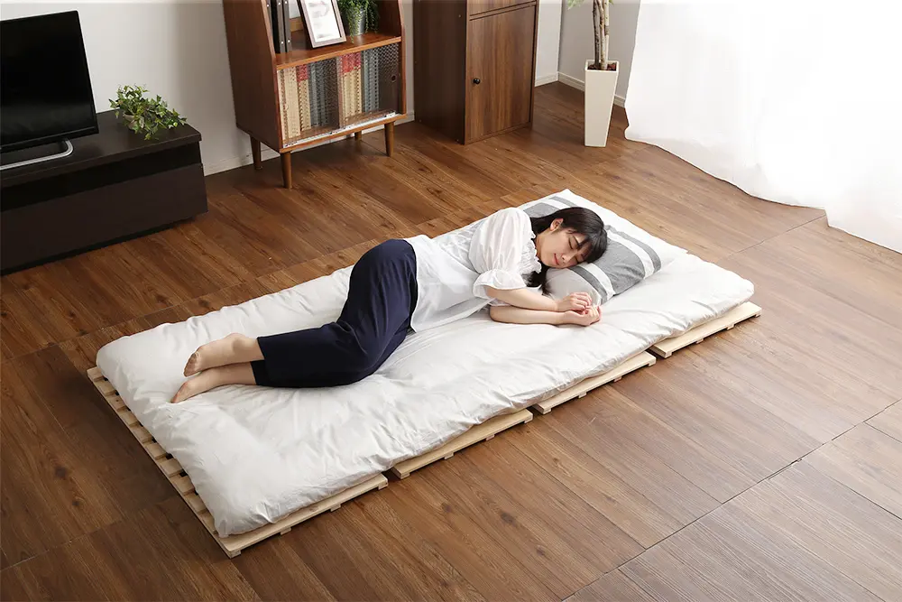 狭い部屋におすすめ！人気のコンパクトな折りたたみベッドご紹介