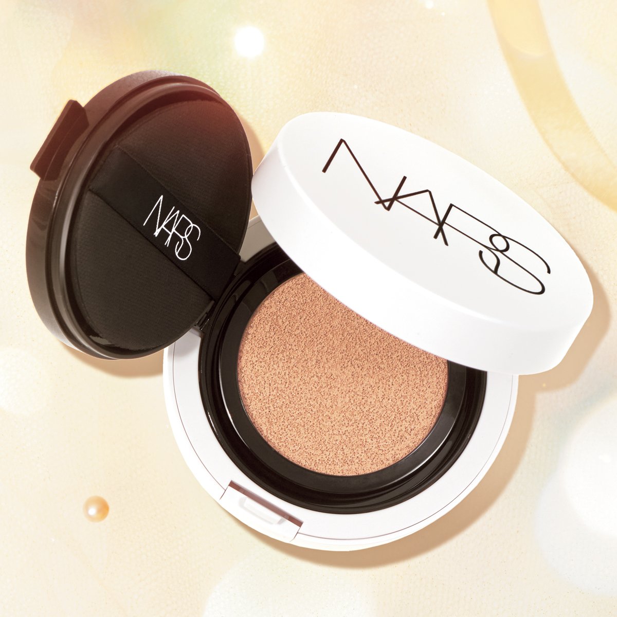 NARS（ナーズ）］ライトリフレクティング セラムクッション