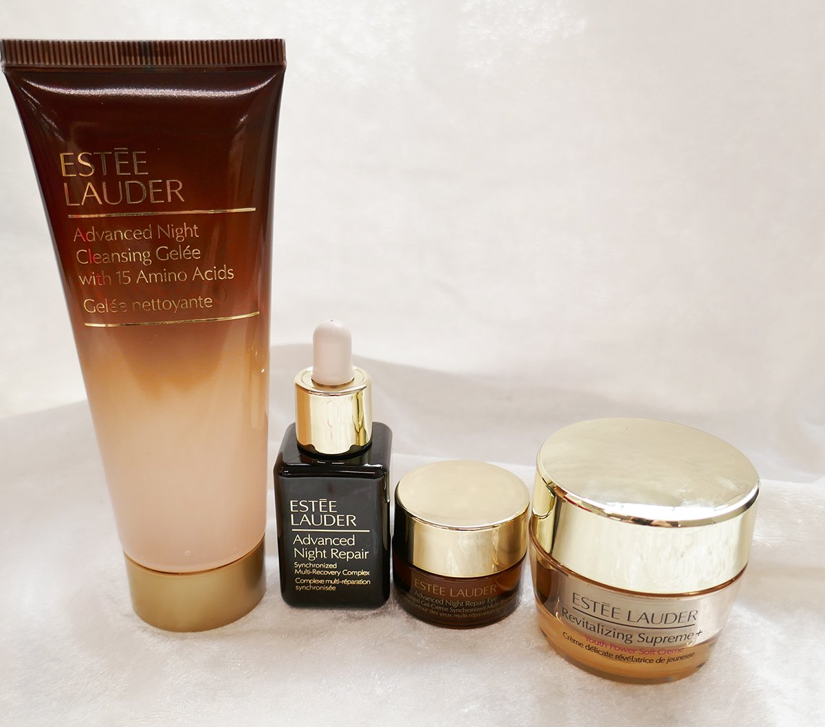 エスティ ローダー×クリスマスコフレ2024】初のアドベントカレンダーや