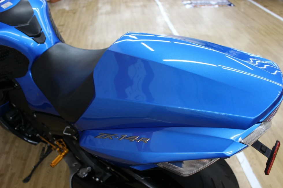 カワサキ ZX-14R ABS 2012モデル ベビーフェイスバックステップ