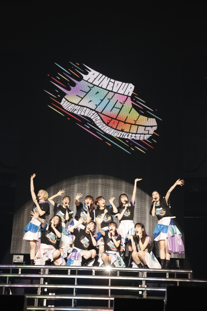 エビ中、新メンバーを迎えて新体制お披露目ライブ開催「この10人で