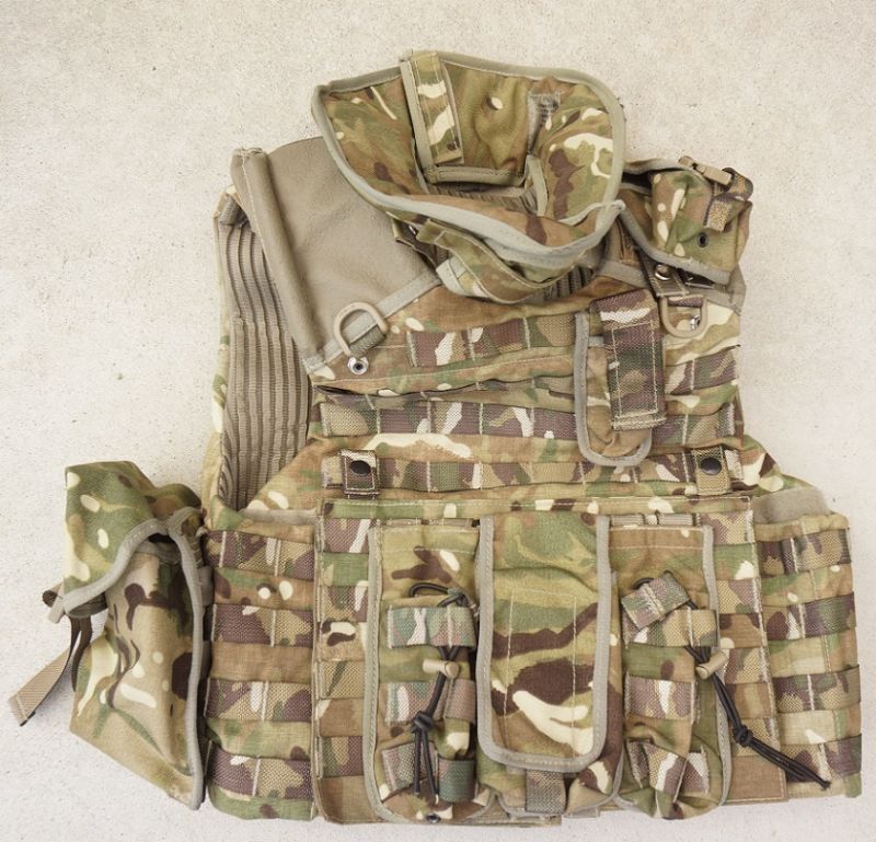 英軍オスプレイmk4AボディアーマーMTP迷彩170/100ポーチ6個・ネック