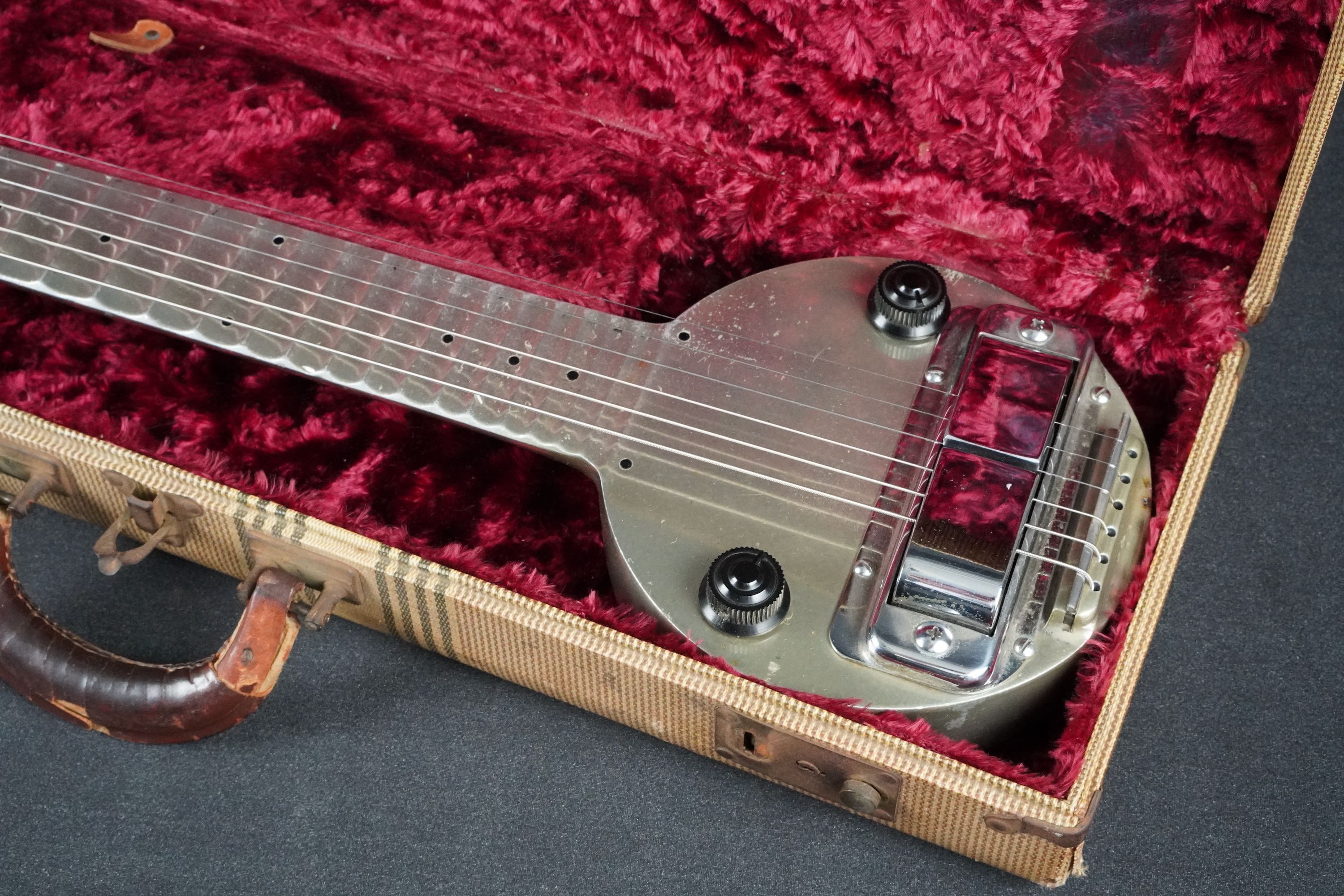 Rickenbacker Electro A-22 | 楽器詳細ページ [Blue-G]