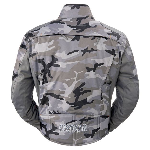 迷彩柄のバイク用ライディングジャケット