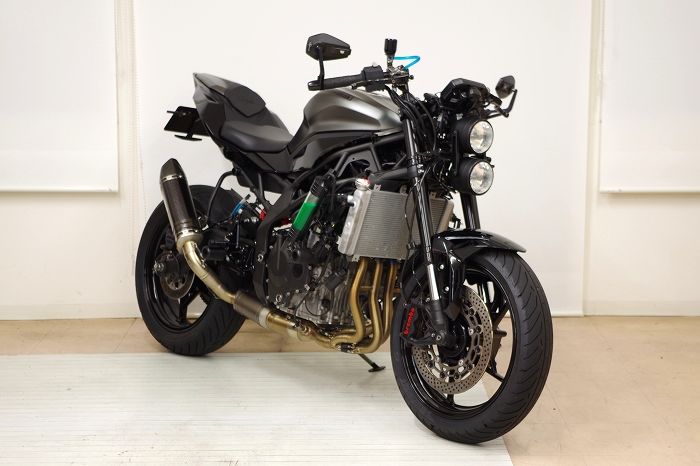 カワサキZX-25R SE（2023） 再び丸目1灯化