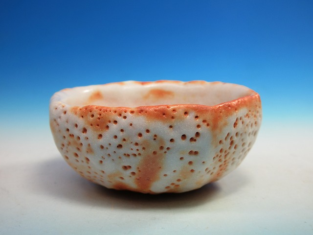 志野ぐい呑｜作家名：鈴木 健｜文錦堂 | 文錦堂