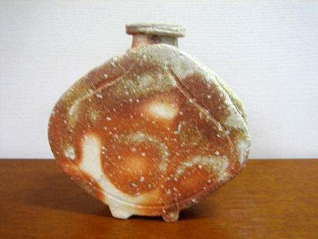 信楽扁壺｜作家名：古谷 道生｜文錦堂 | 文錦堂