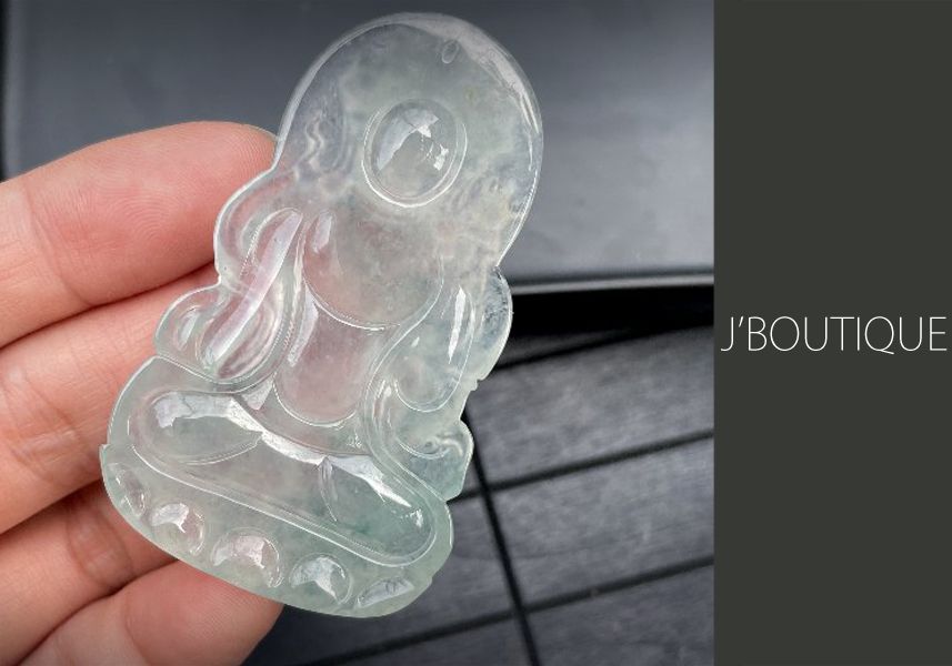 ミャンマー産天然無処理翡翠 仏像 菩薩様 インテリア 手石 ペンダント