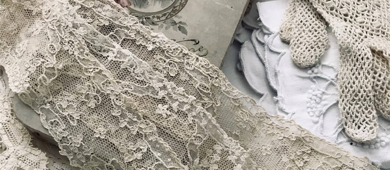 アンティークレース・アンティークリネンAntique C'Joli フランス