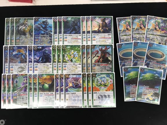 バトスピ】『青緑起幻』デッキなどをショーケースに補充して満足気な