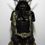 薩摩住光忍作 甲冑 等身大 朱色塗仏胴 下り藤紋 具足 ｜骨董品買取・和