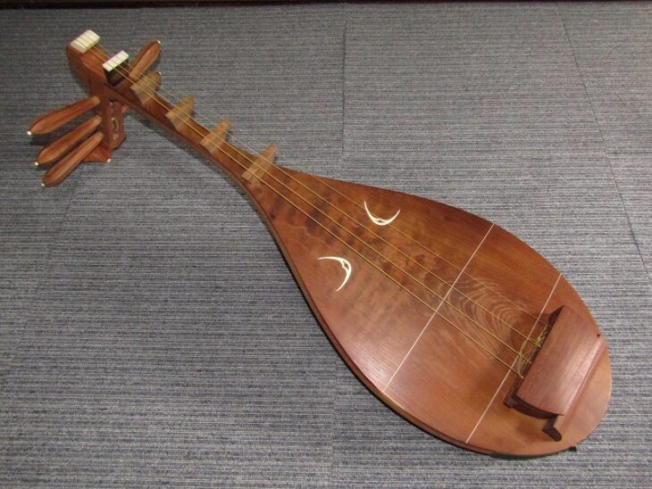 薩摩琵琶 (錦琵琶) | 骨董品買取・和楽器買取 五宝堂