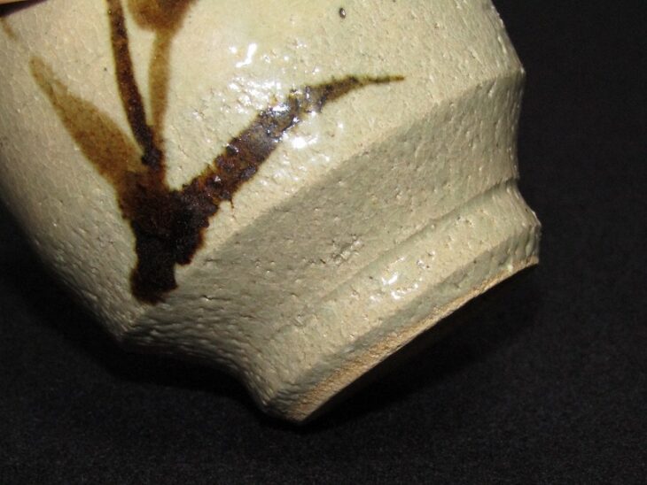 東京都目黒区にて、益子焼 人間国宝 浜田庄司の鉄絵湯呑、扁壷などの