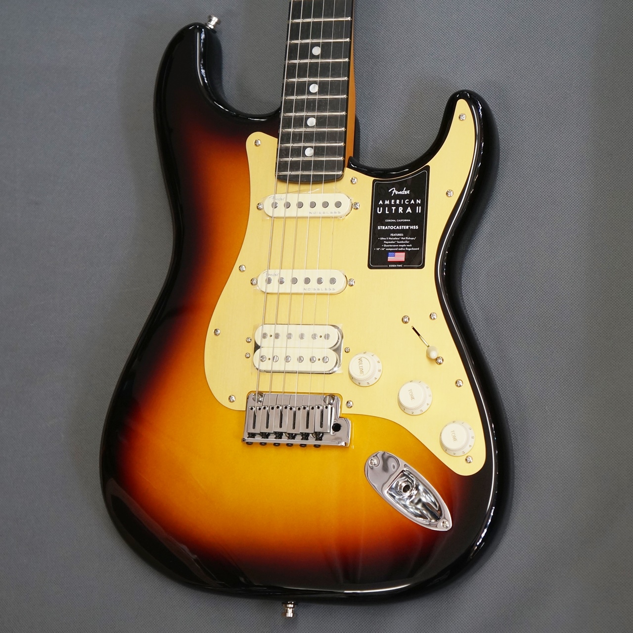 Fender American Ultra II Stratocaster HSS - Ultraburst - / 楽器屋