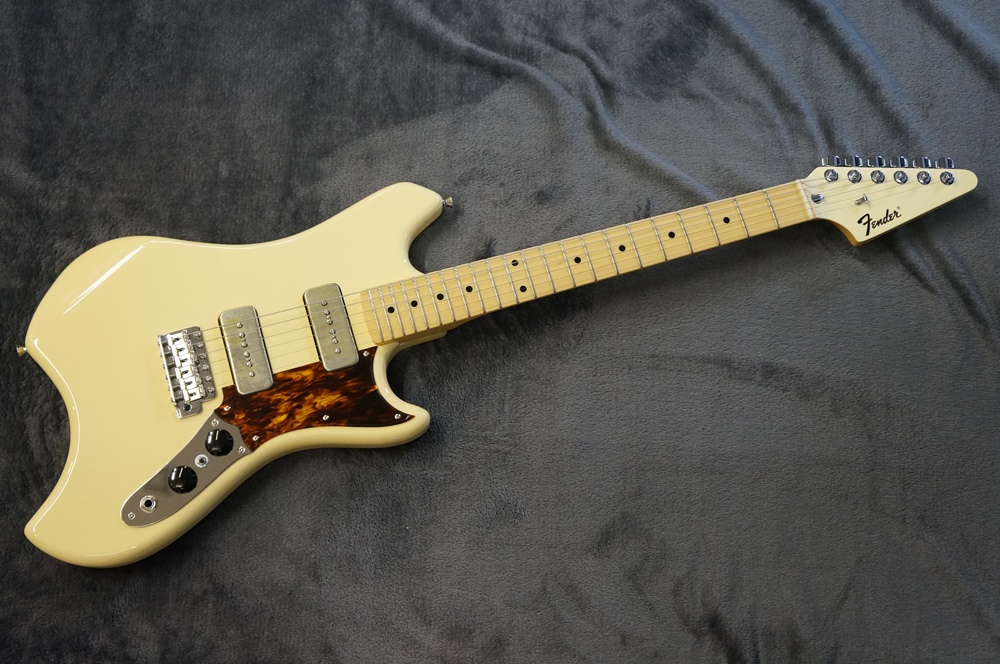 Fender Daiki Tsuneta Swinger / 楽器屋BOW オンラインストア